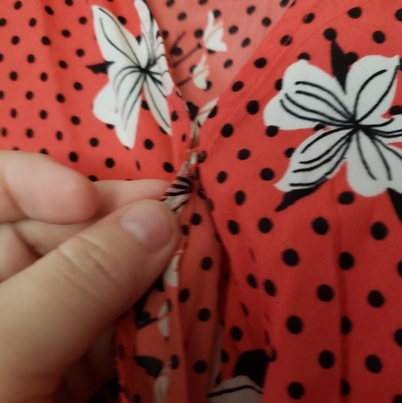 Women's 3/4 Length Jumpsuit - Picture 8 of 9